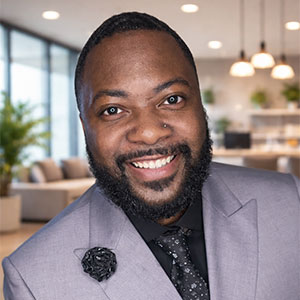 Headshot of Antione Tomlin